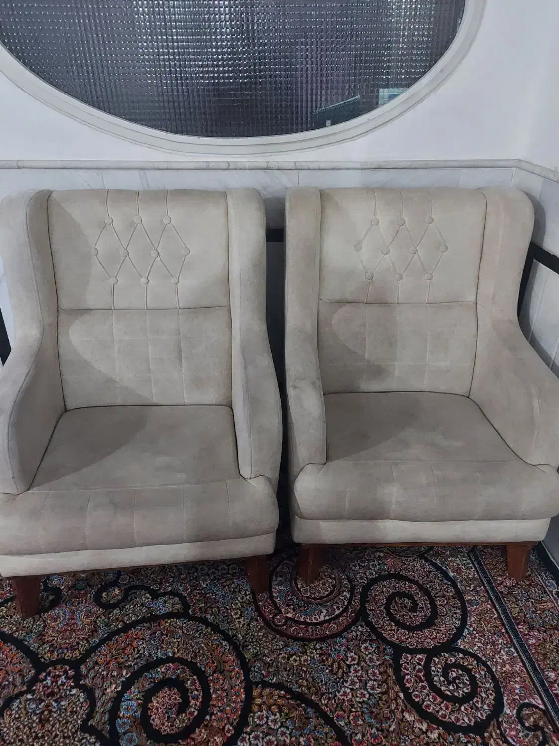 مبل|مبلمان خانگی و میز عسلی|قم, قلعه کامکار|دیوار