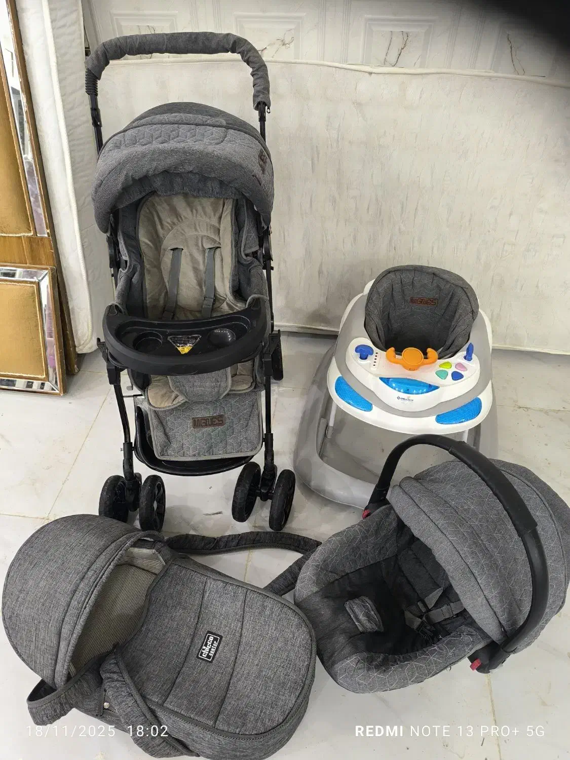 ست ۴تیکه باهم فروخته میشود|کالسکه و لوازم جانبی|شادگان, |دیوار