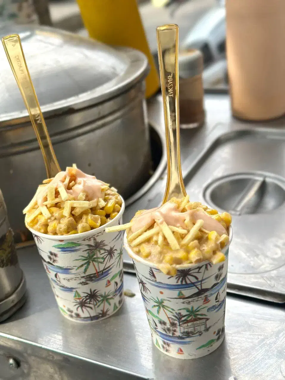 ابمیوه وبستنی سنتی برای مهمهانی ومجالس|خدمات پذیرایی، مراسم|تبریز, |دیوار