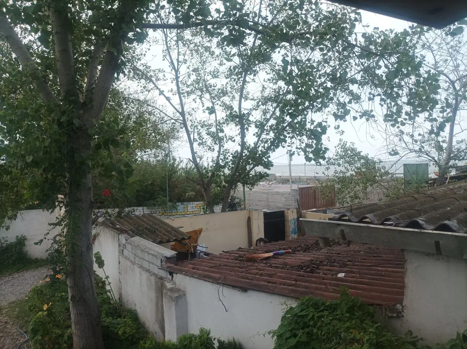 ویلا دوخوابه دربست لب دریا|اجارهٔ کوتاه‌مدت ویلا و باغ|بابلسر, |دیوار