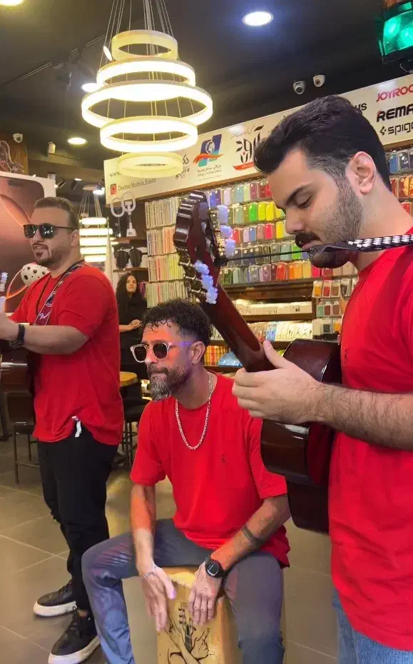 گروه موزیک رشت سوپرایز|خدمات پذیرایی، مراسم|رشت, کوی بیانی|دیوار