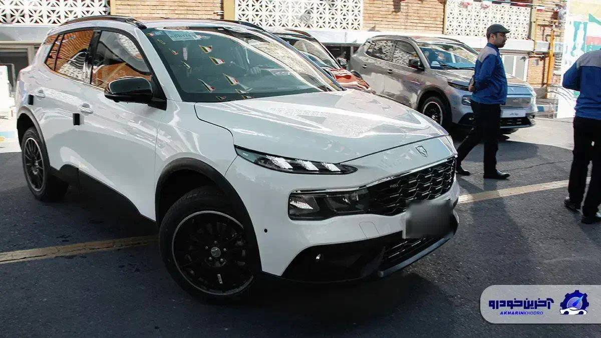 ری را صفر کیلومتر ۱۴۰۴ سفید|خودرو سواری و وانت|مشهد, کوه سنگی|دیوار