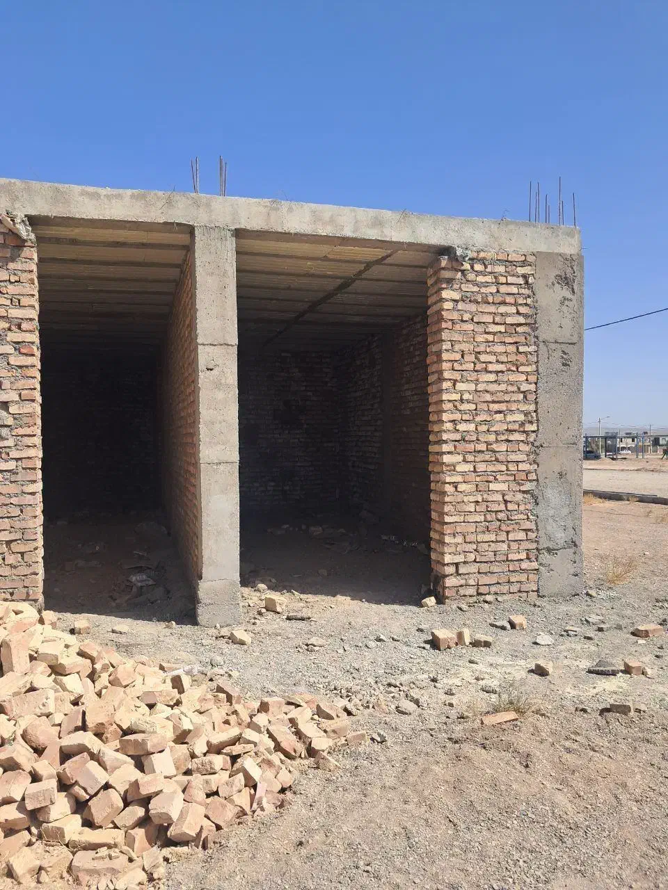 منزل نیمه ساز فروشی|فروش خانه و ویلا|درمیان, |دیوار