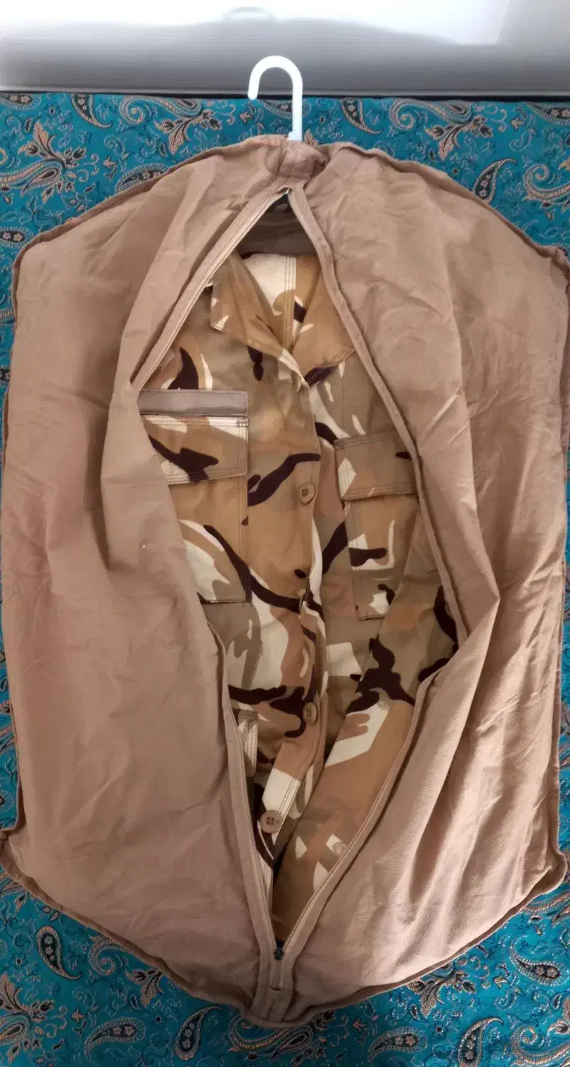 لباس نظامی|لباس|شیراز, سلطان آباد|دیوار