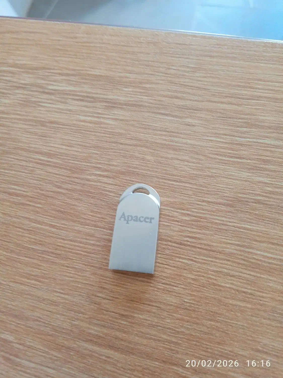 فلش ۱۶کیگ|قطعات و لوازم جانبی رایانه|بندر انزلی, معلم|دیوار