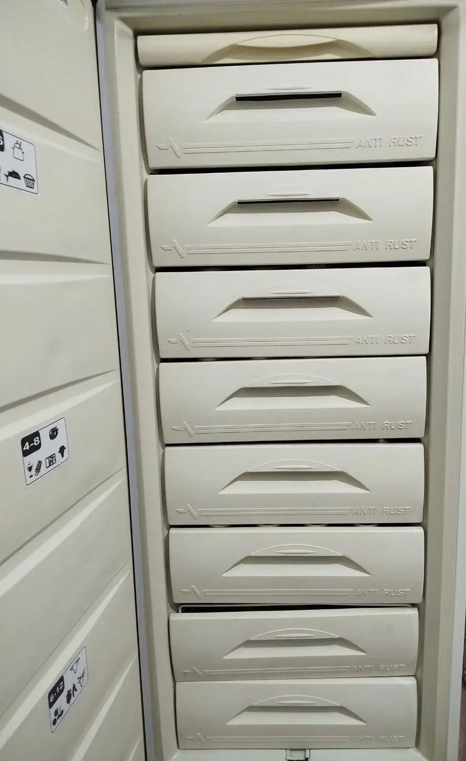 فریزر|یخچال و فریزر|اندیشه, اندیشه فاز ۱|دیوار