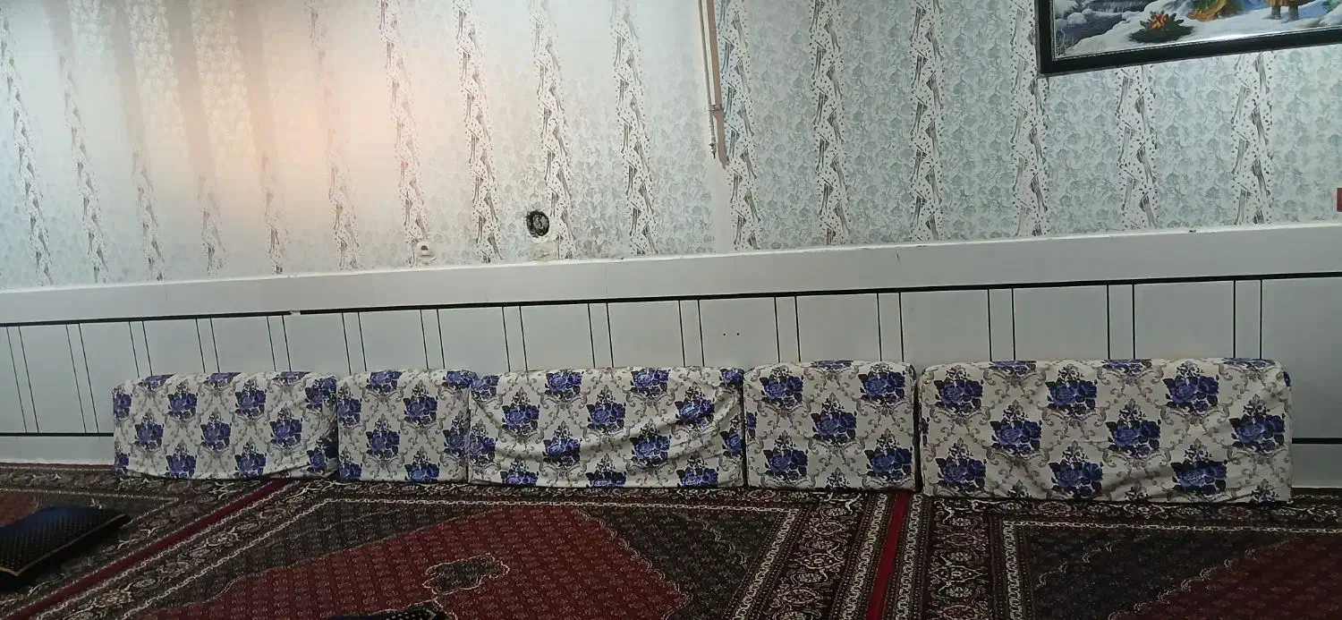 مقداری وسایل خانه برای فروش|فرش|دزفول, |دیوار