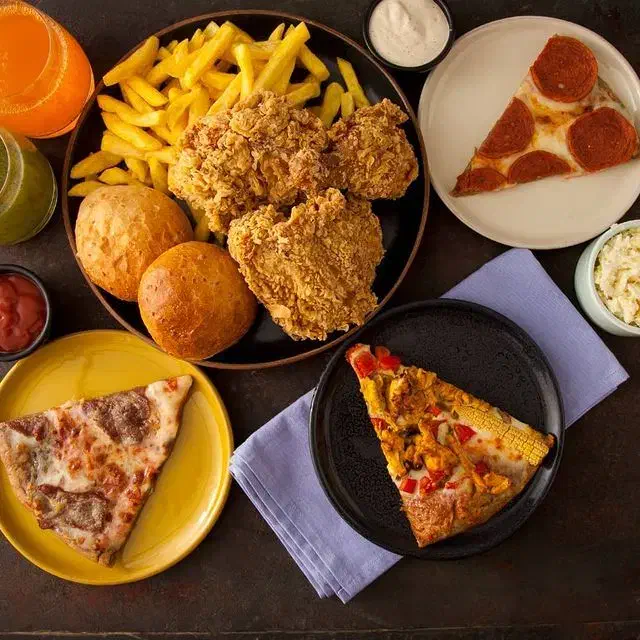 شراکت در فست فود در حال فعالیت|اجارهٔ مغازه و غرفه|کرمان, |دیوار