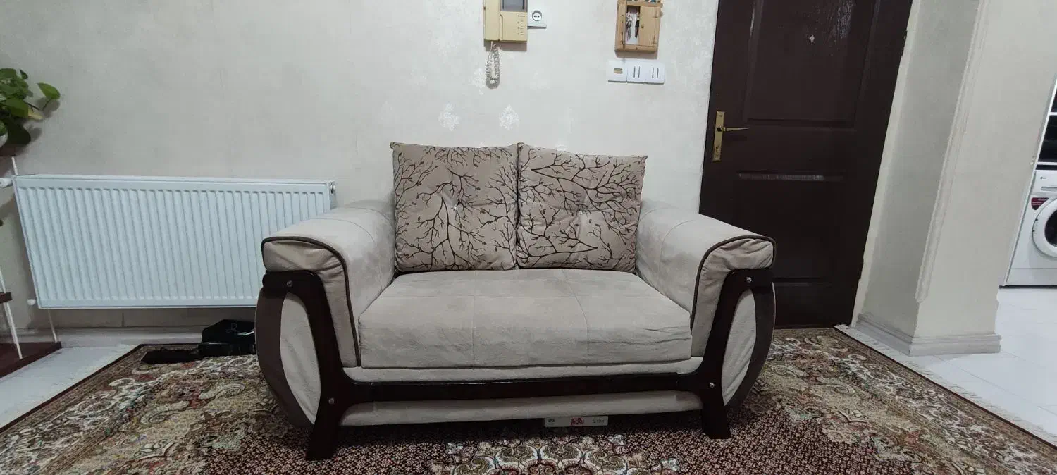 مبل ۶ نفره|مبلمان خانگی و میز عسلی|رشت, شهرک شهید رجایی|دیوار