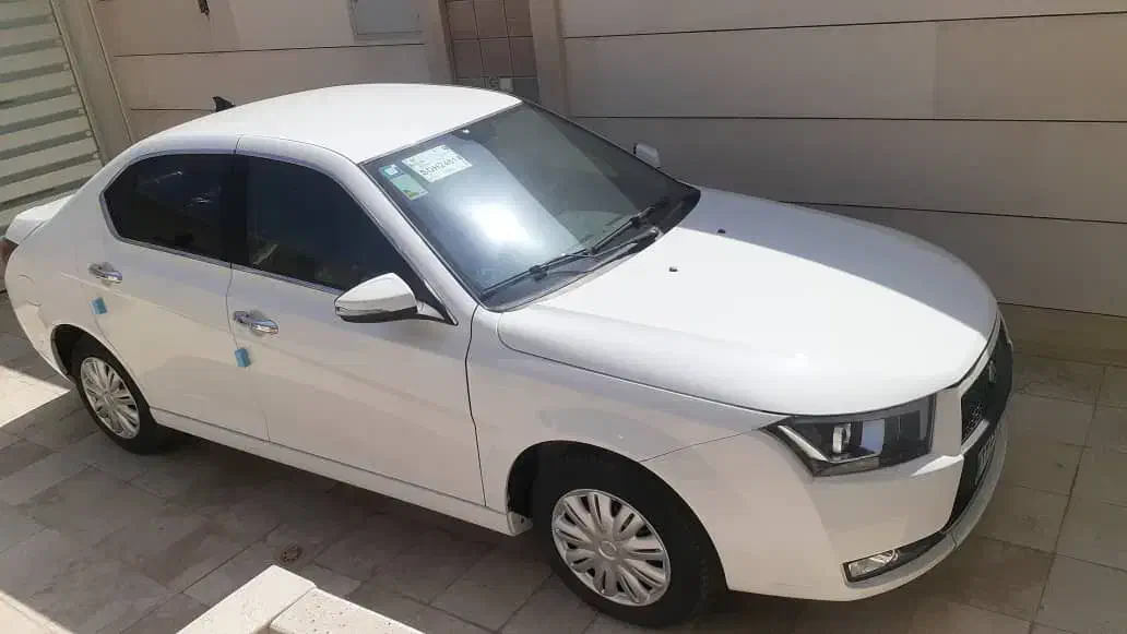 دنا پلاس ۵ دنده ساده EF7 صفر ۱۴۰۴|خودرو سواری و وانت|خمینیشهر, |دیوار