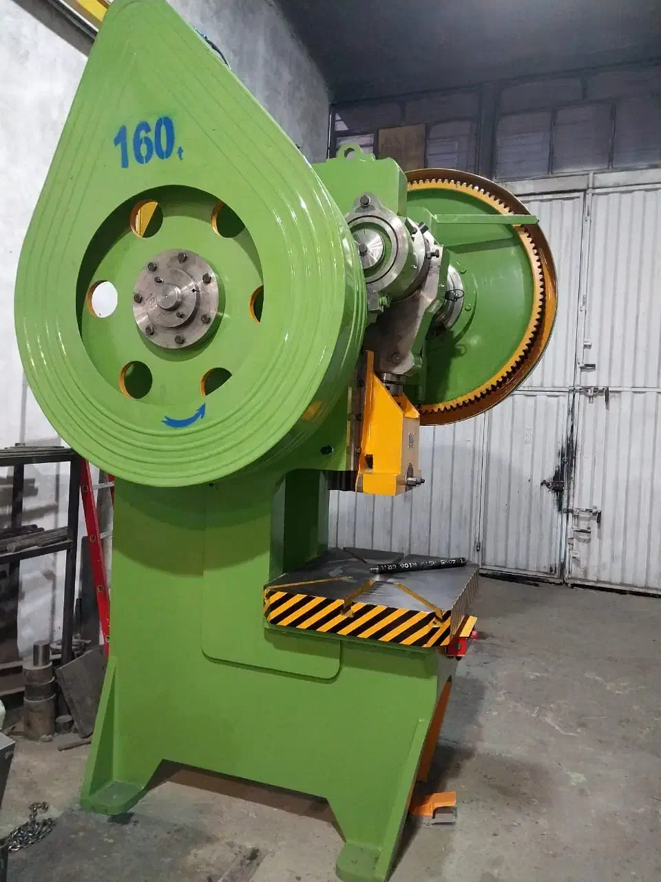 پرس ضربه ای ۱۶۰ تن رضایی (ترقی)|ماشین‌آلات صنعتی|تهران, تهرانپارس جنوبی|دیوار