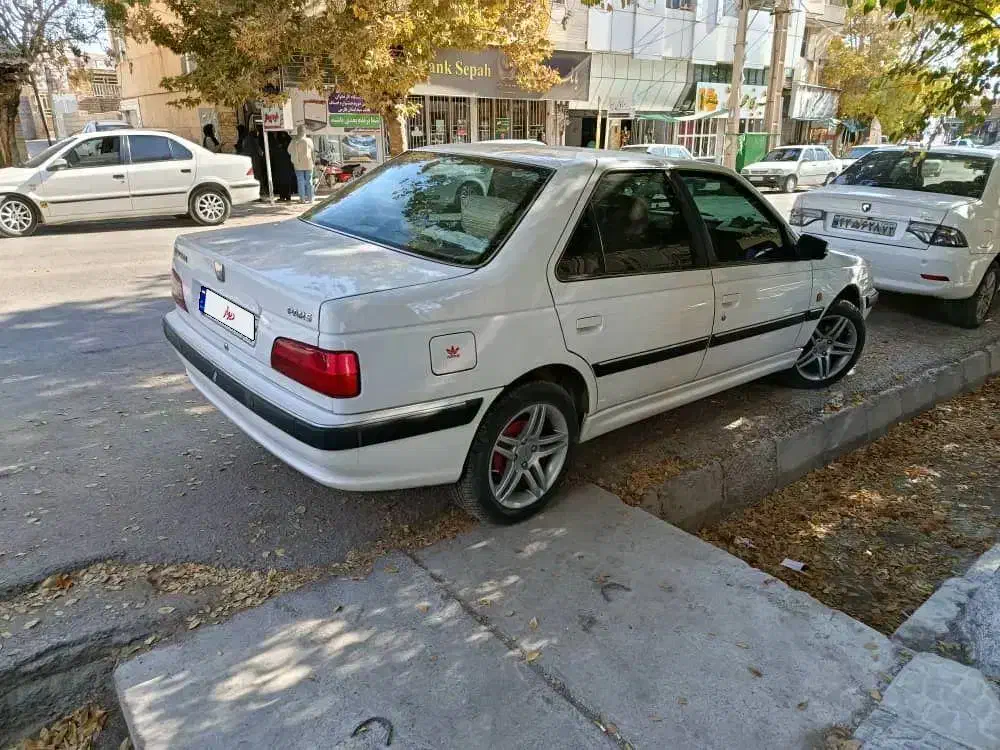 پژو پارس  سال آخر ۹۹|خودرو سواری و وانت|شیراز, شهرک کوشکک|دیوار