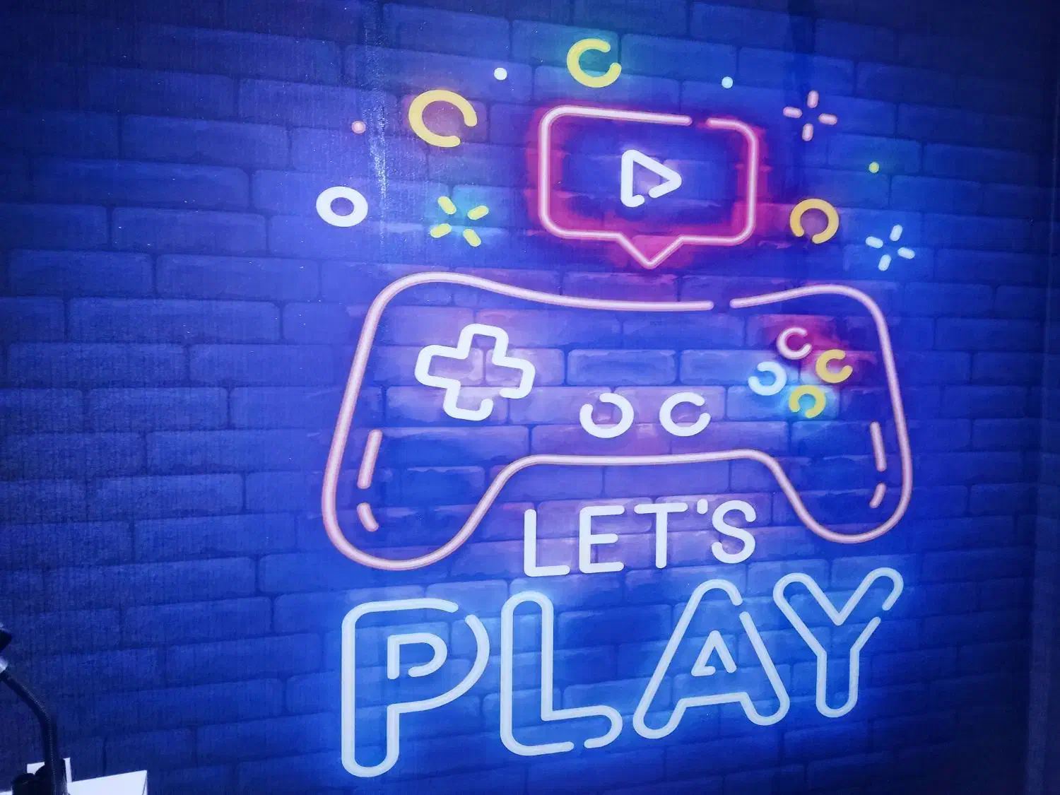 کابینت قرنیز کناف لمینت کفپوش سقف کاذب کاغذ دیواری|خدمات پیشه و مهارت|صدرا-فارس, فاز ۱|دیوار