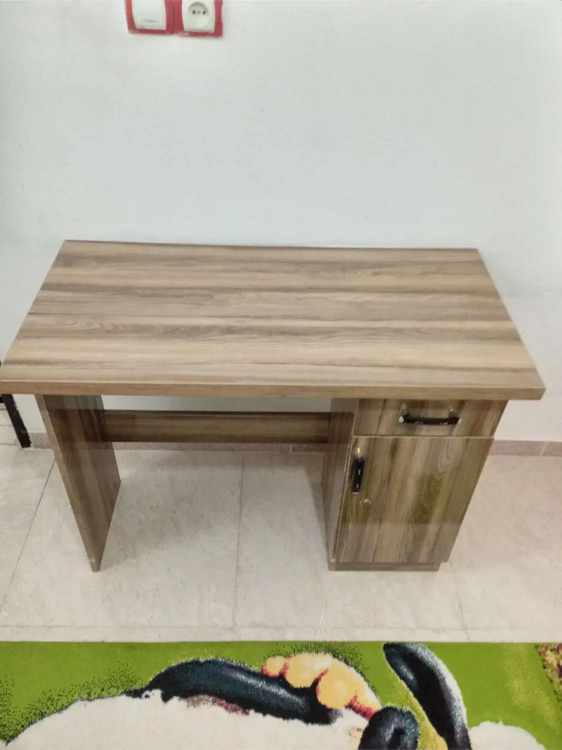 میز تحریر و کتابخانه ست در حد نو|میز تحریر و کامپیوتر|کرمانشاه, |دیوار