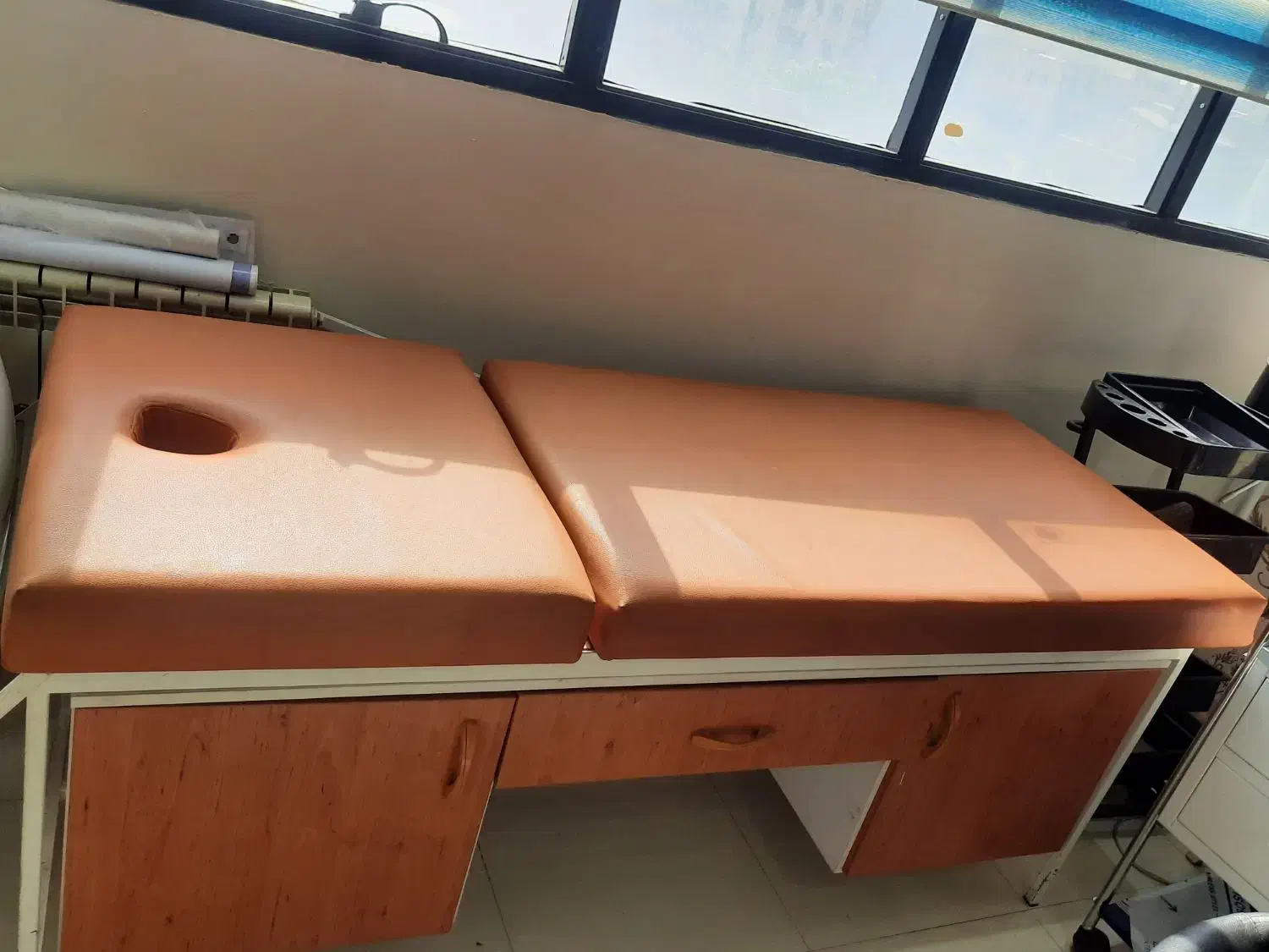 تخت فشیال|آرایشگاه و سالنهای زیبایی|کرج, اصفهانیها|دیوار