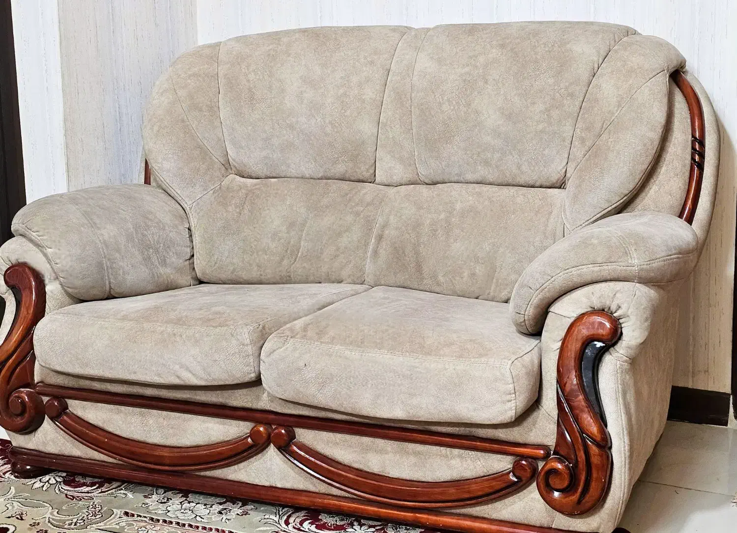 مبل راحتی|مبلمان خانگی و میز عسلی|اصفهان, کارلادان|دیوار