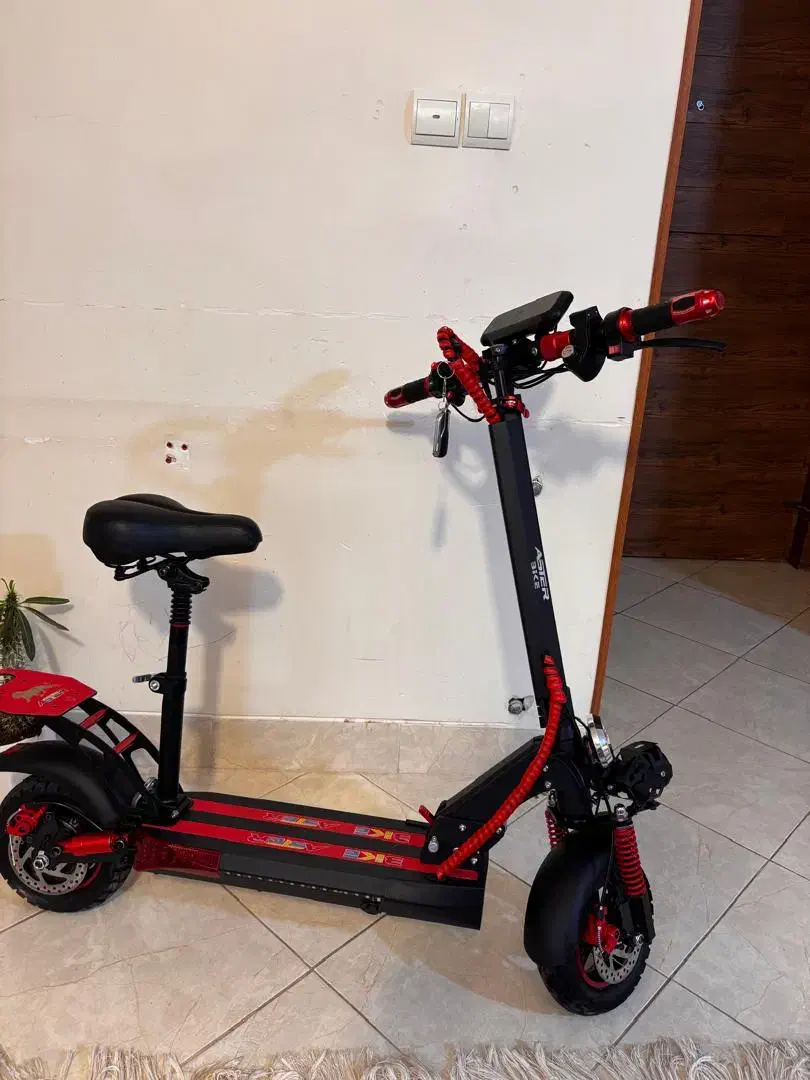 اسکوتر برقی|دوچرخه، اسکیت، اسکوتر|صدرا-فارس, فاز ۱|دیوار