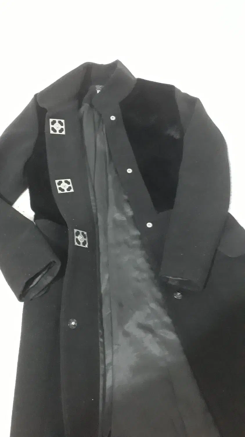 پالتو|لباس|قم, پردیسان|دیوار