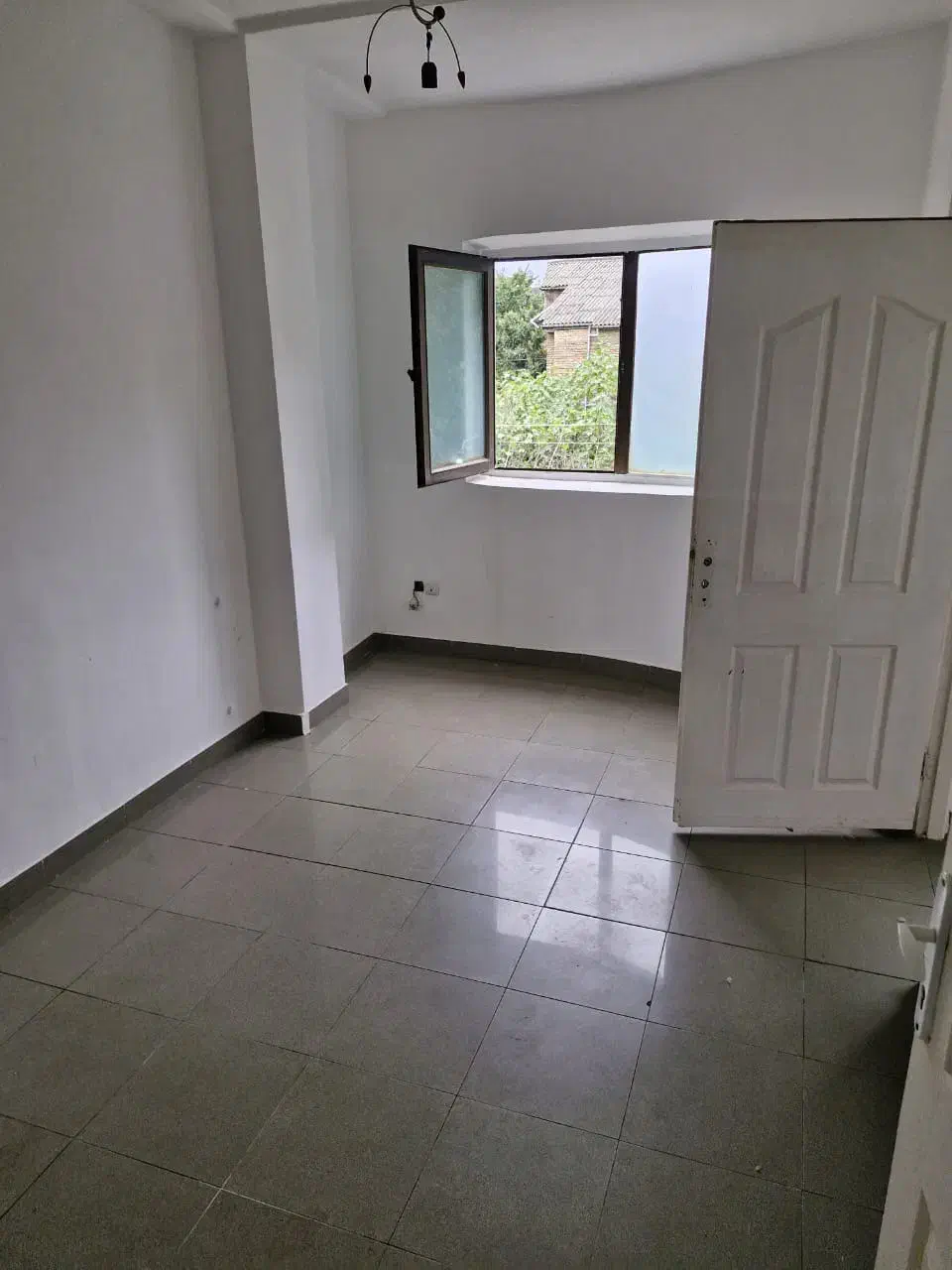 واحد ۵۵متری متری ۴۲ملیون تجاری،مسکونی|فروش آپارتمان|لاهیجان, امیرشهید|دیوار