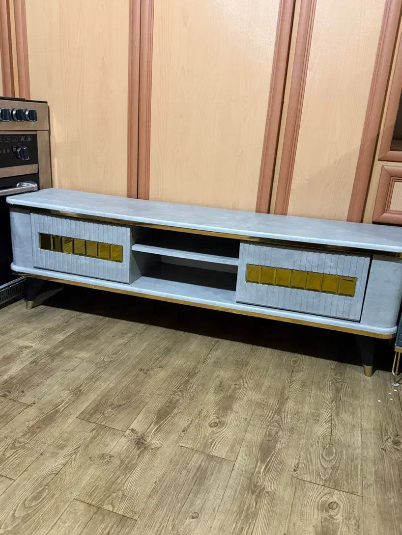 میز تلویزیون وکیوم در حد نو|میز تلویزیون|خان ببین, |دیوار