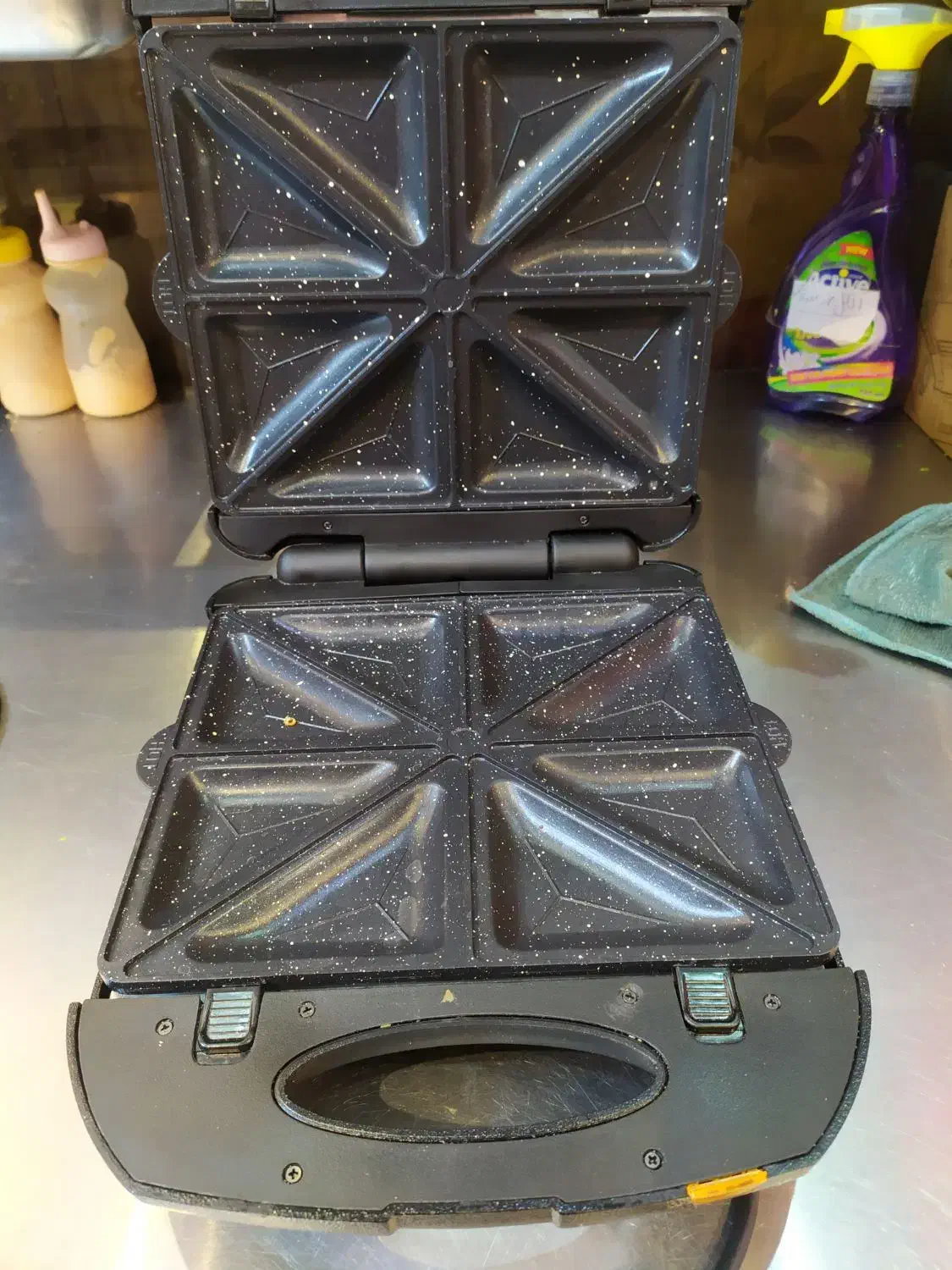 صفحه اسنک گریل کاخلر|ظروف پخت‌وپز|اصفهان, سروستان|دیوار