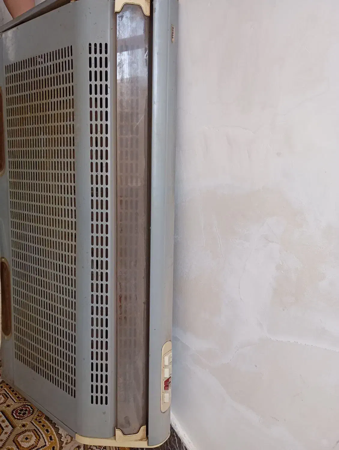 هود سالم|هود|اردبیل, |دیوار