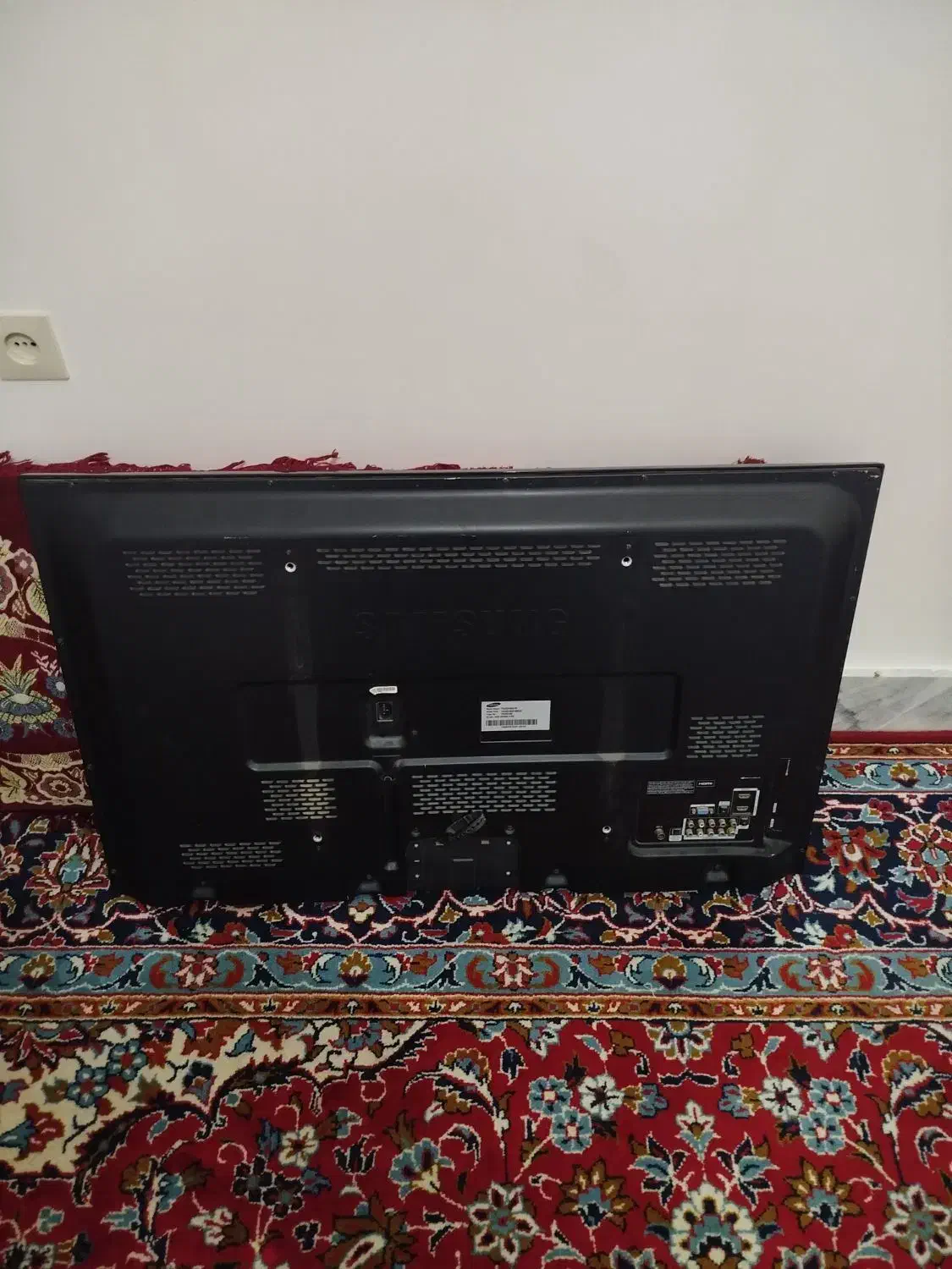 تلویزیون 43اینچ|تلویزیون و پروژکتور|کلاله, |دیوار