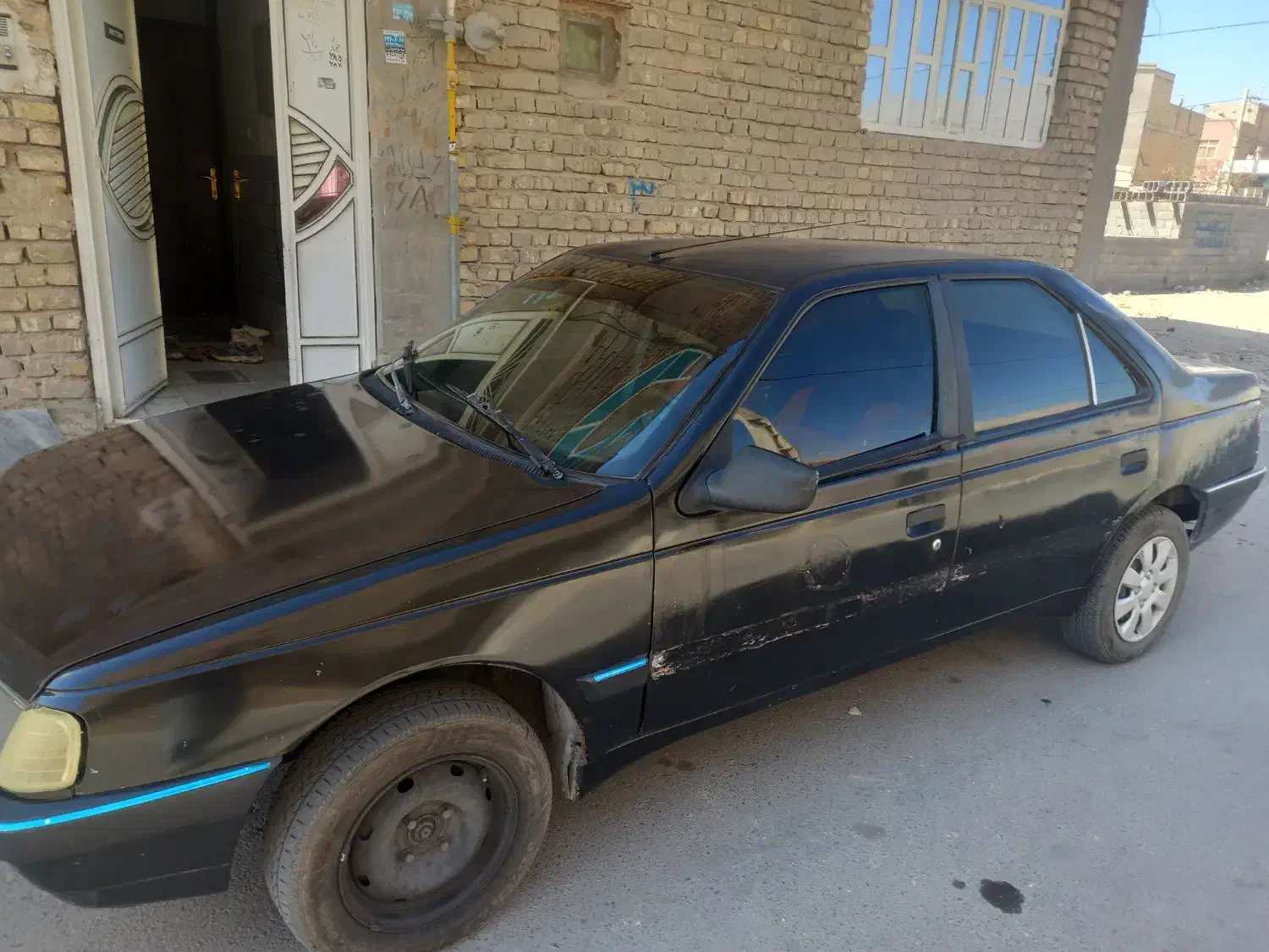 پژو ۴۰۵ مدل ۸۲|خودرو سواری و وانت|خمینی‌شهر, |دیوار