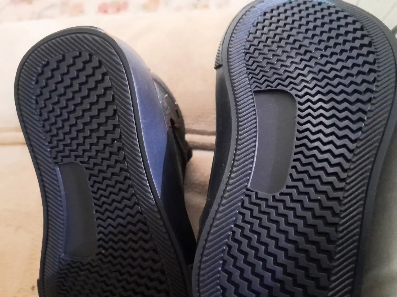 بوت پسرانه سایز ۲۳|کفش و لباس بچه|فردیس, شهرک ۱۱۰|دیوار