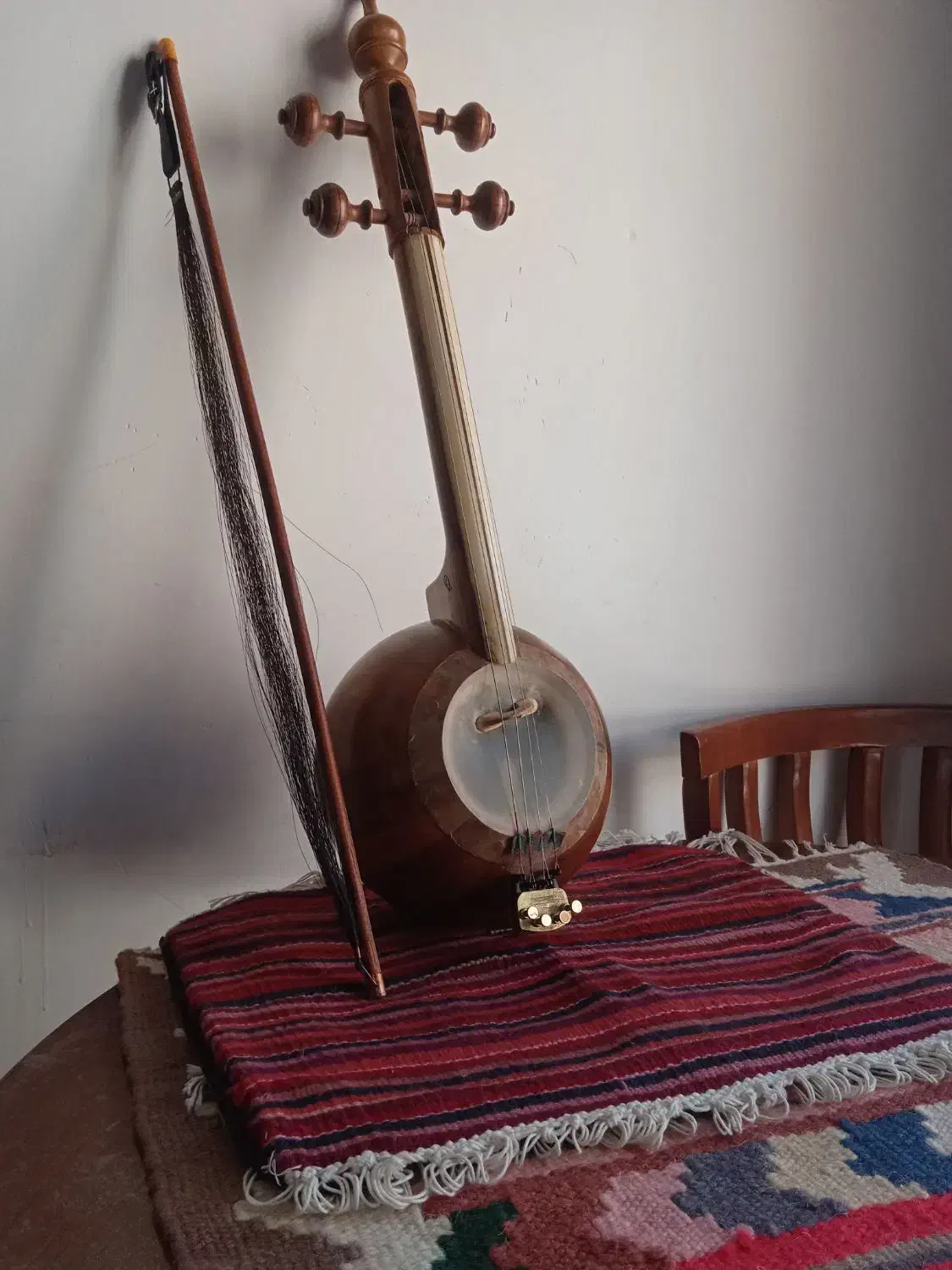 کمانچه دسته استخوانی مهر دار|سازهای سنتی|تهران, اکباتان|دیوار