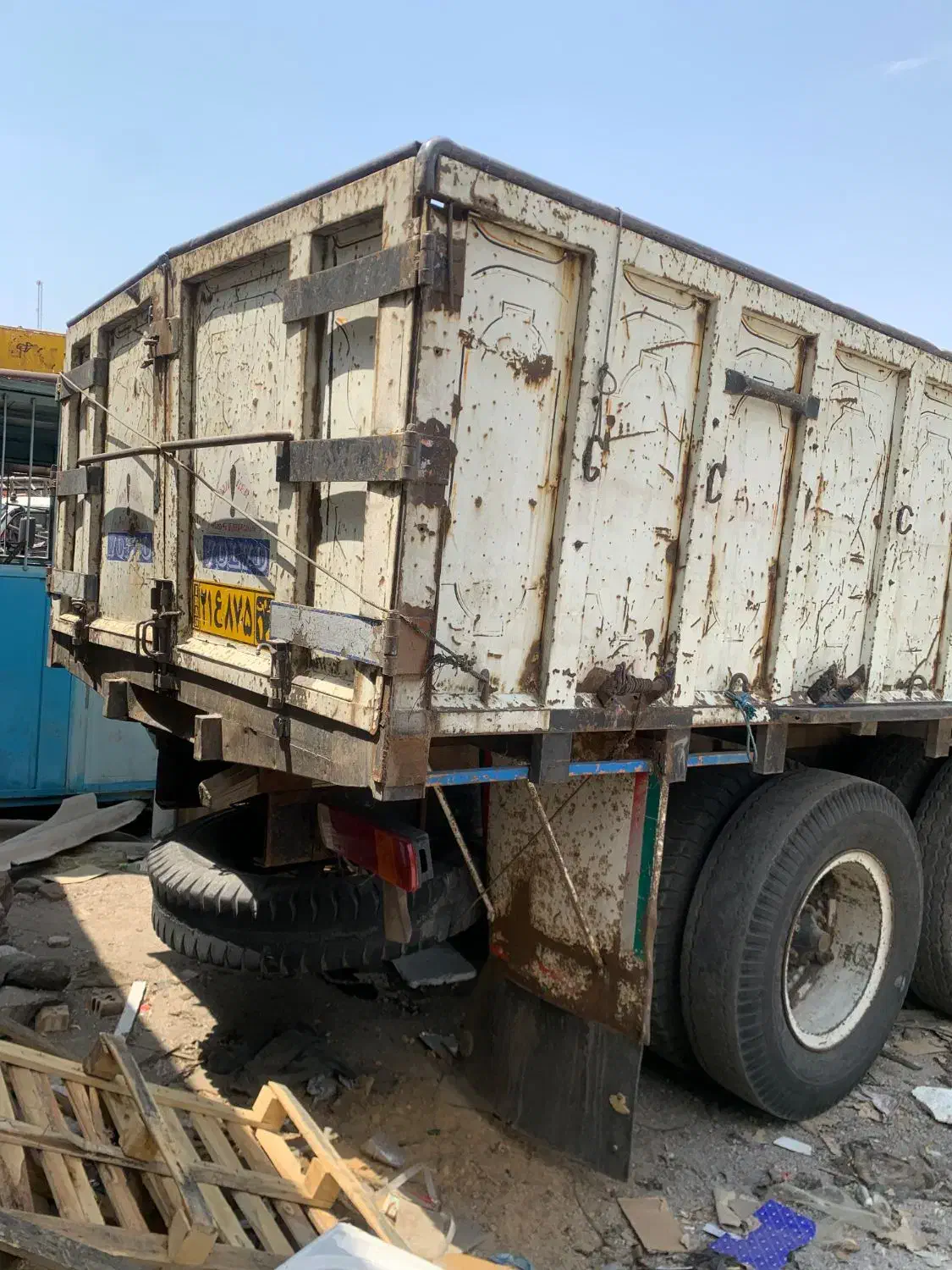 اتاق عقب ماک ده چرخ|خودرو سنگین|تبریز, |دیوار