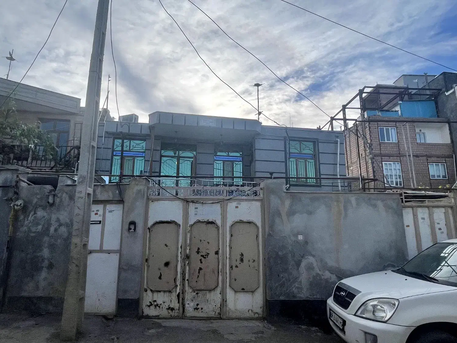 منزل مسکونی واقع در چهارراه آتش نشانی کوچه فانی|اجارهٔ خانه و ویلا|آشخانه, |دیوار