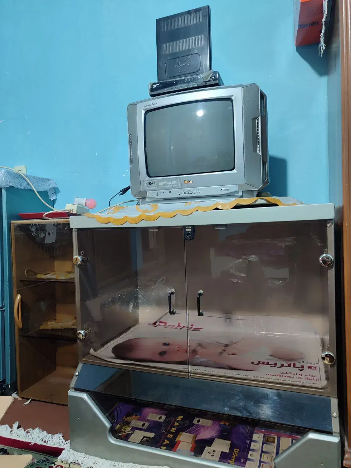 تلویزیون ۱۴ اینچ ال جی|تلویزیون و پروژکتور|خرم‌آباد, |دیوار