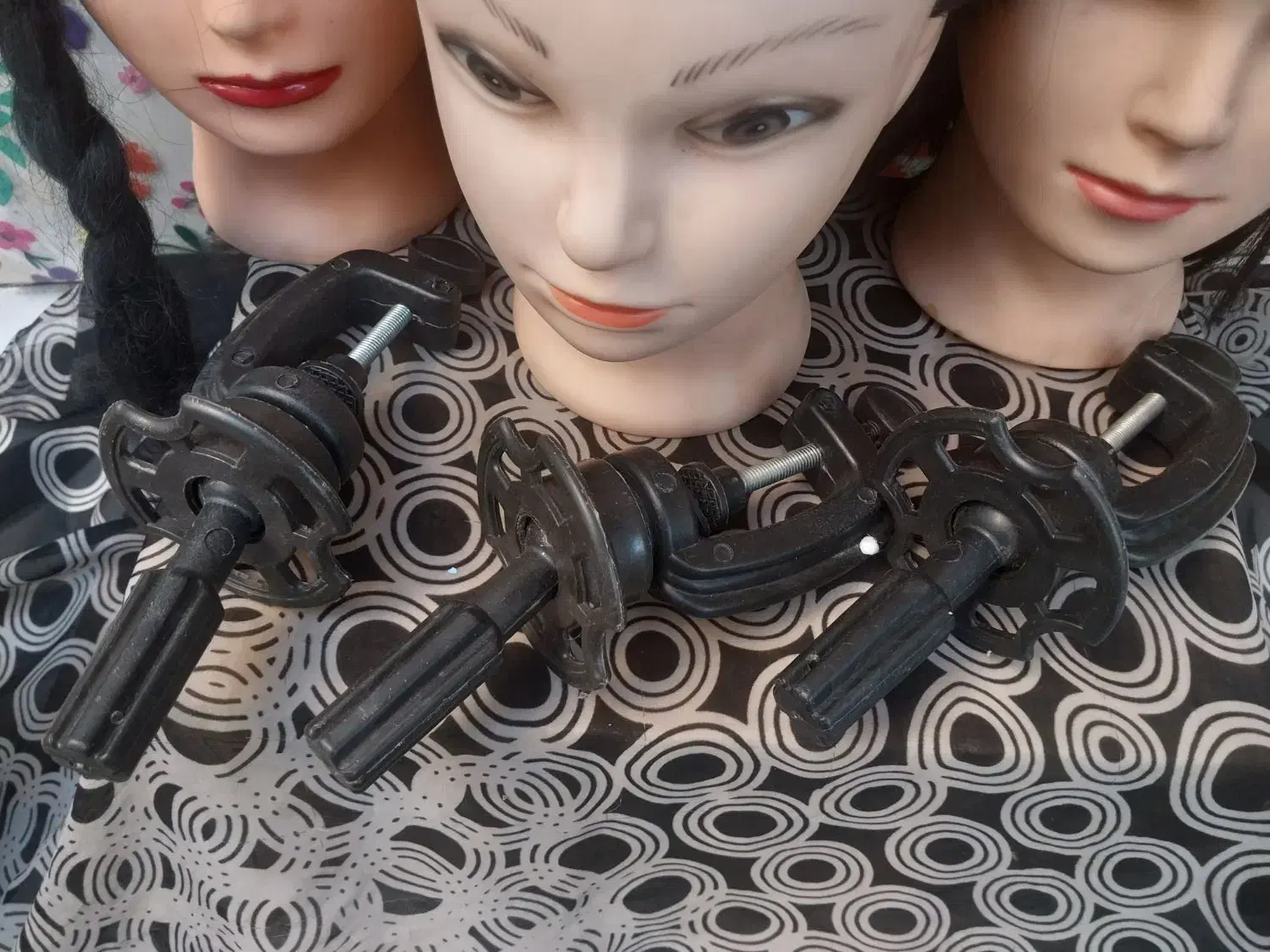 فروش فوری تعداد متنوعی مانکن|فروشگاه و مغازه|کرج, شاهینویلا|دیوار