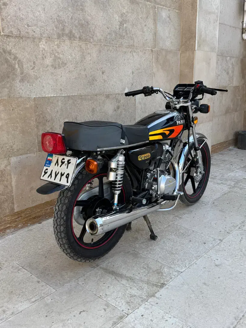 موتور ۲۰۰ پرواز ۱۴۰۳|موتورسیکلت|خمینی‌شهر, |دیوار