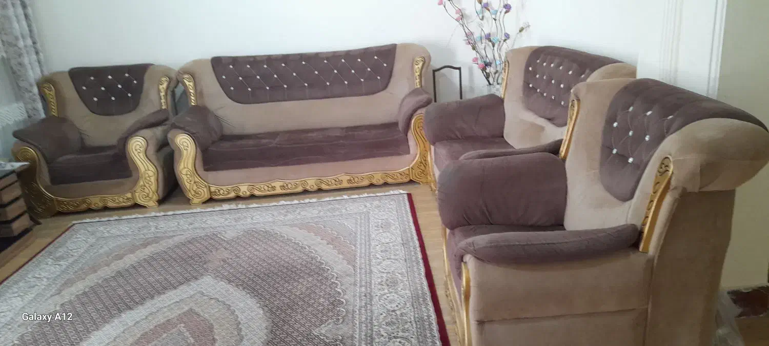 مبل بسیار تمیز|مبلمان خانگی و میز عسلی|بندرعباس, |دیوار