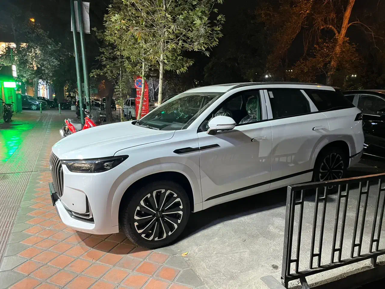 لوکانو ال ۸ / ۳۰ روزه / ال ۷|خودرو سواری و وانت|تهران, سید خندان (جلفا)|دیوار