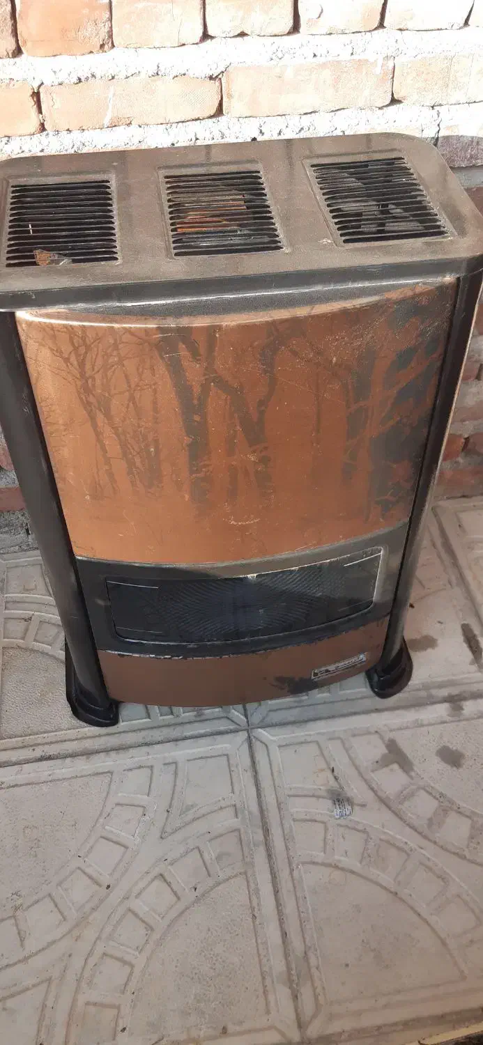 بخاری گازی سالم وتازه سرویس شده|بخاری، هیتر، شومینه|آذرشهر, |دیوار