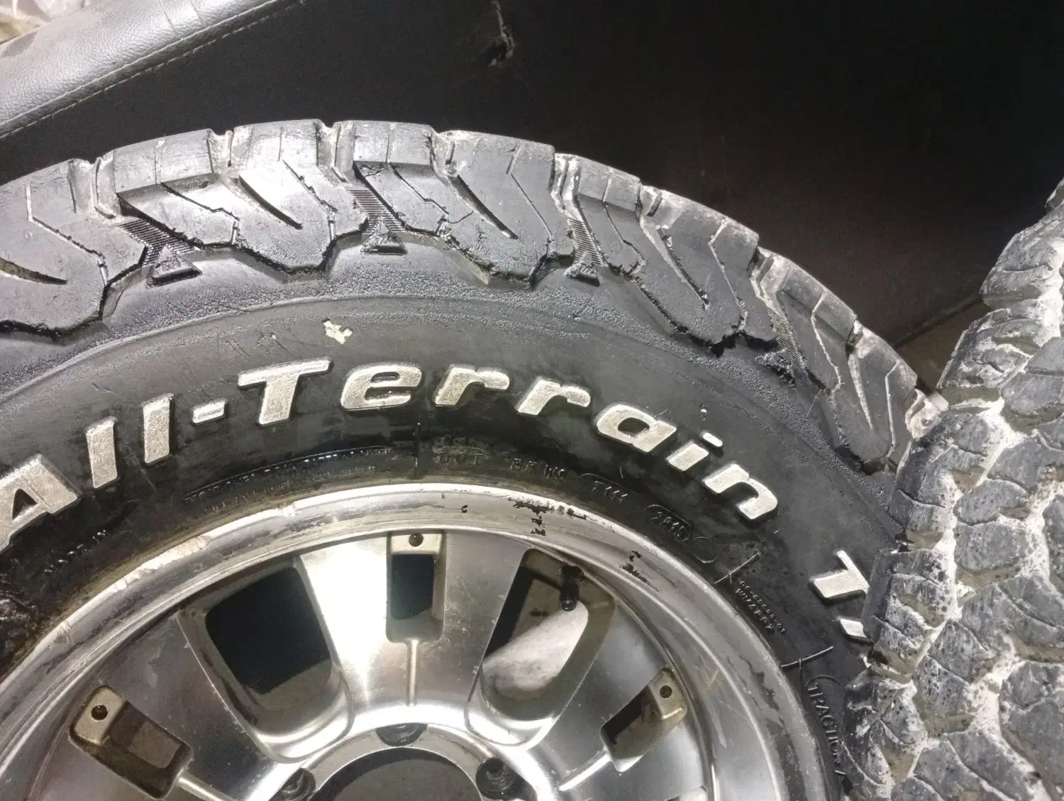 رینگ لاستیک آفرود 16|قطعات یدکی و لوازم جانبی|کرمانشاه, |دیوار