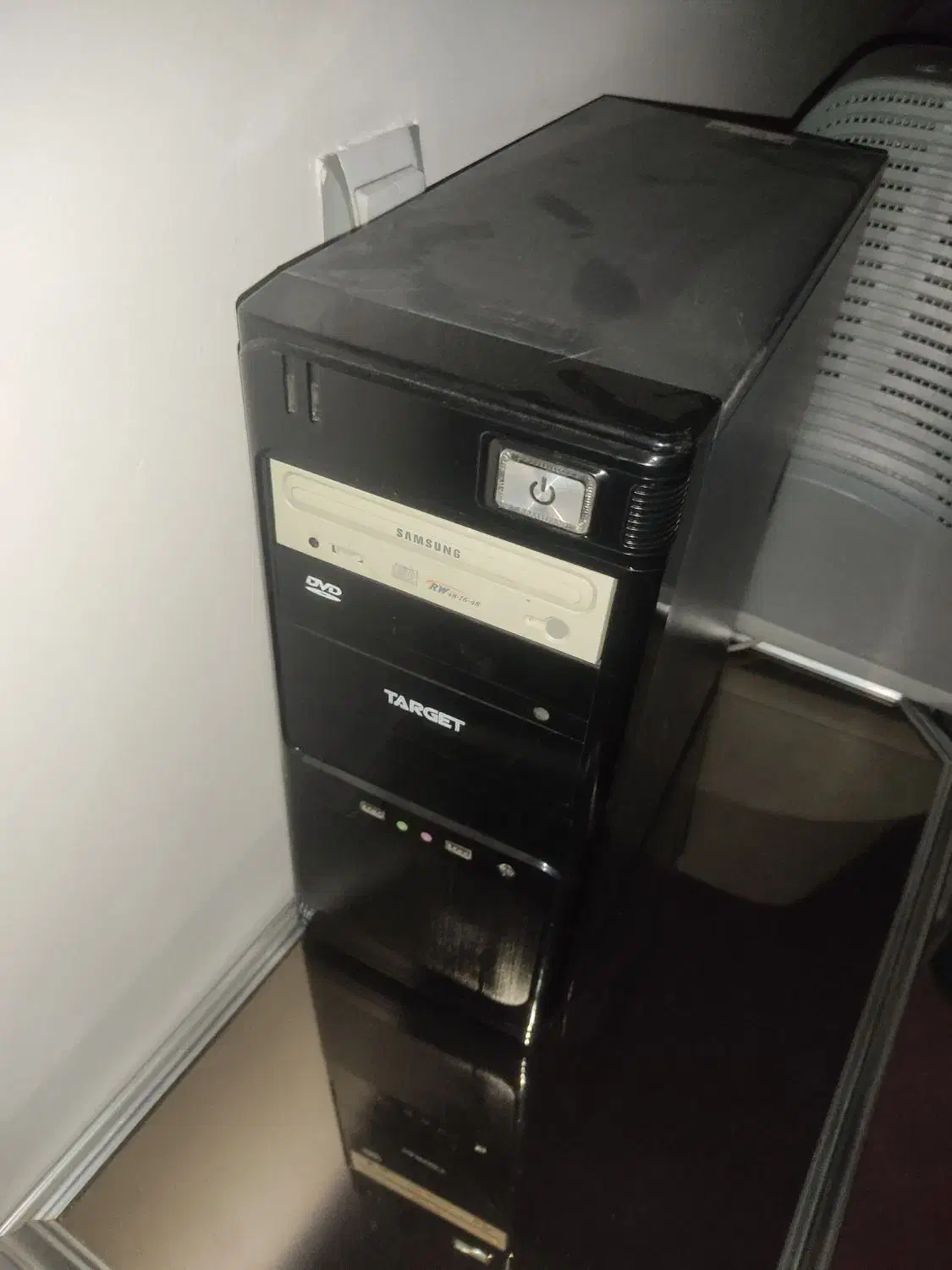 کیس و مانیتور|رایانه رومیزی|تبریز, |دیوار