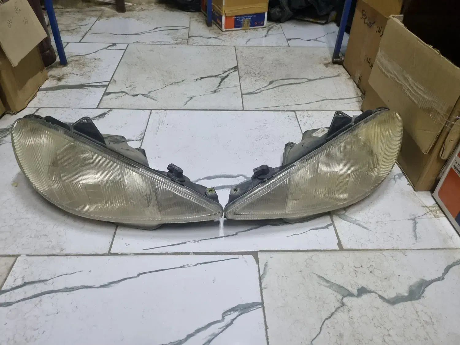 چراغ جلو ۲۰۶ دسته دوم|قطعات یدکی و لوازم جانبی|تربت‌حیدریه, فتح المبین|دیوار