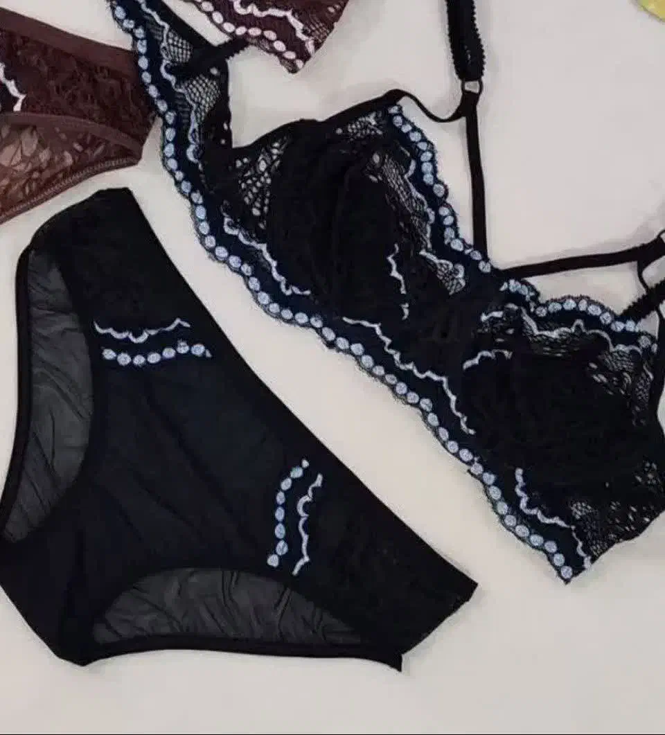 لباس زیر|لباس|قم, فرهنگیان و شهربانی|دیوار