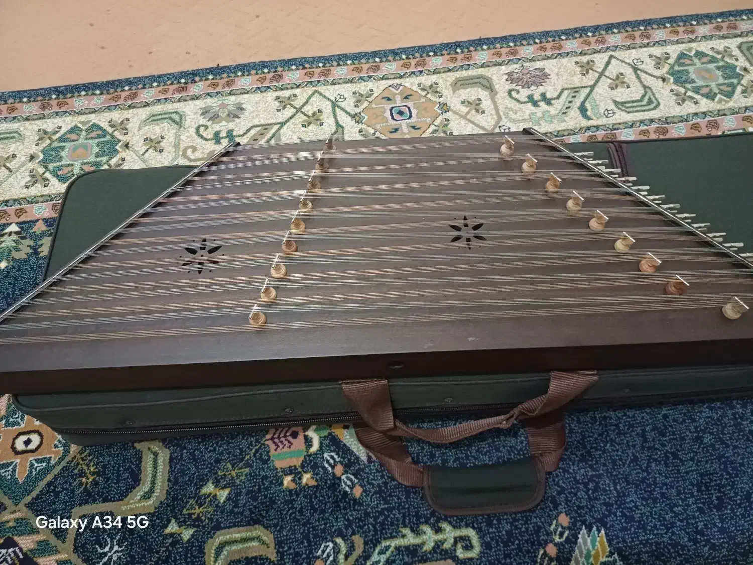 سنتور تک مهر موسوی|سازهای سنتی|گرگان, |دیوار