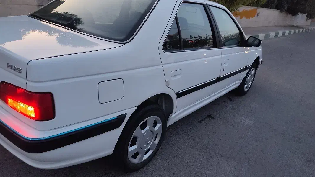 پژو پارس موتور جدید 402|خودرو سواری و وانت|قم, دروازه چوبی|دیوار