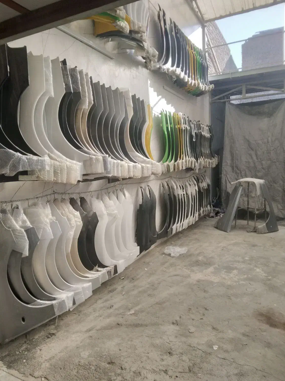 گلگیر کاپوت سپر ماشین پرشیا ۲۰۶پراید۴۰۵ تیبا سمند|قطعات یدکی و لوازم جانبی|تهران, کوثر|دیوار