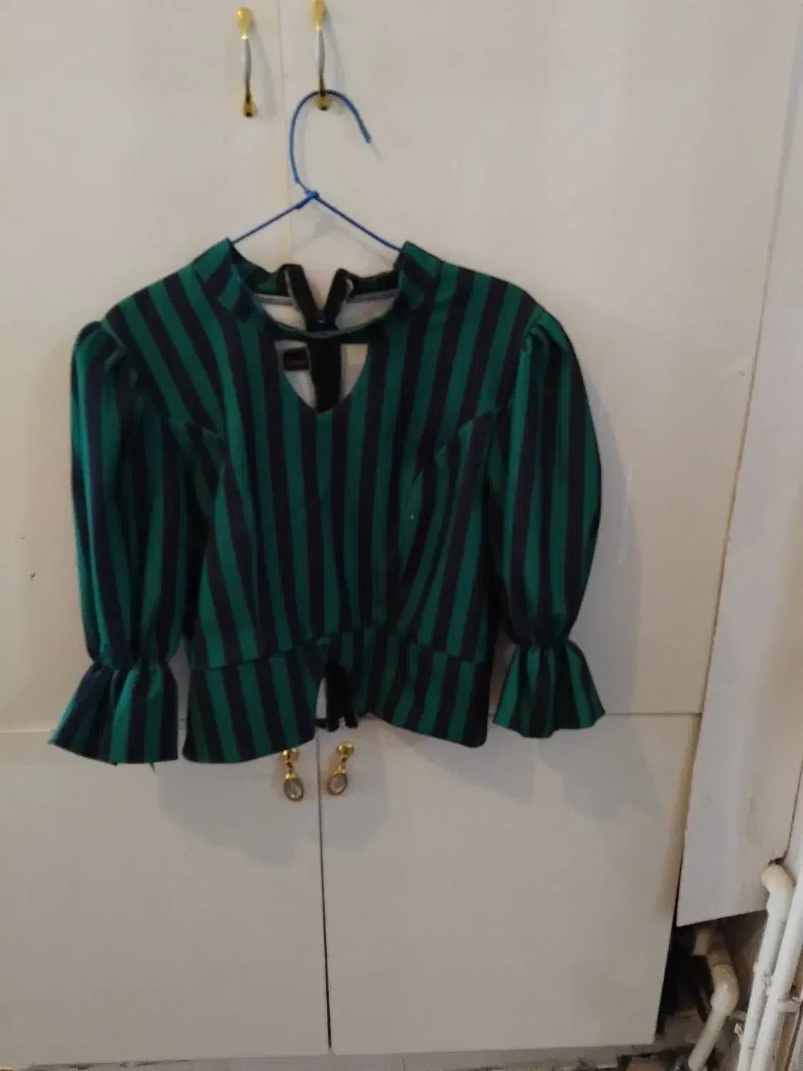 لباس مجلسی|لباس|فردوس (خراسان), |دیوار