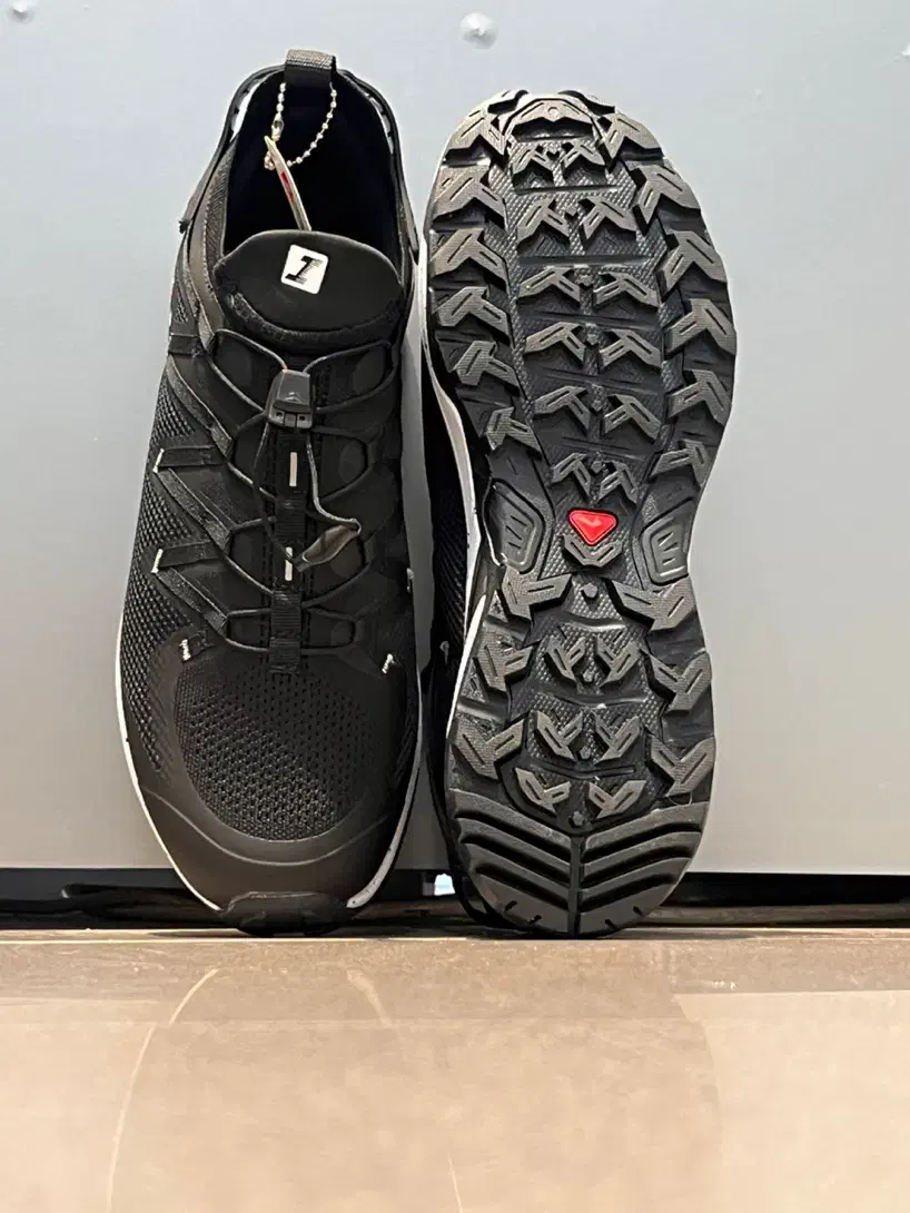 کتونی برند آی رانر رنگ مشکی|کیف، کفش، کمربند|تهران, باشگاه نفت|دیوار