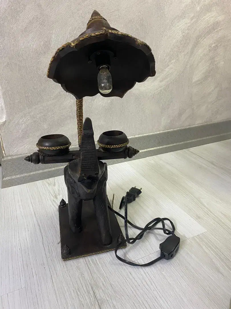 شب خواب و جاشمعی چوبی|چراغ خواب و آباژور|سمنان, |دیوار