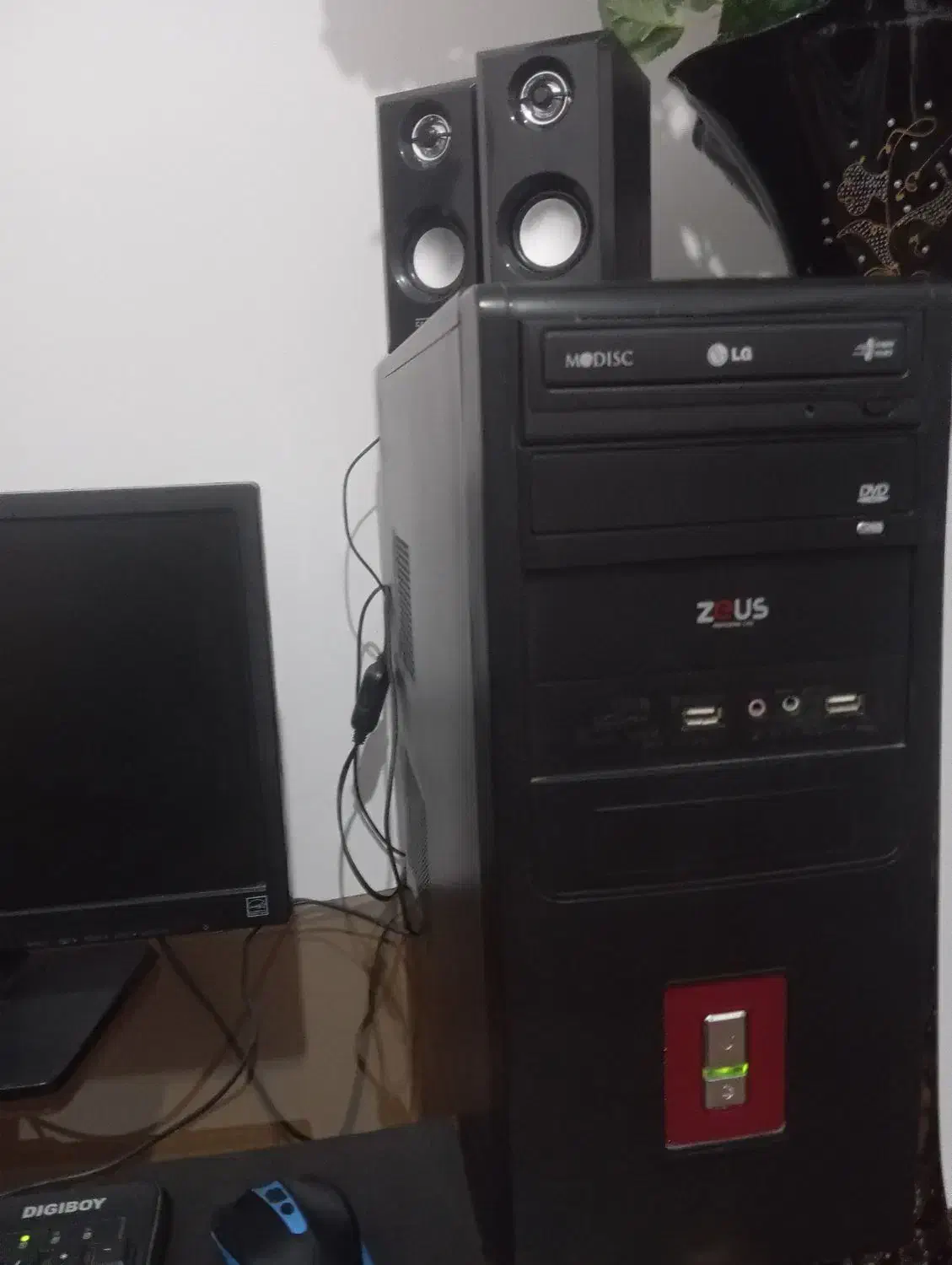 کامپیوتر سالم به فروش میرسد|رایانه رومیزی|خوی, |دیوار