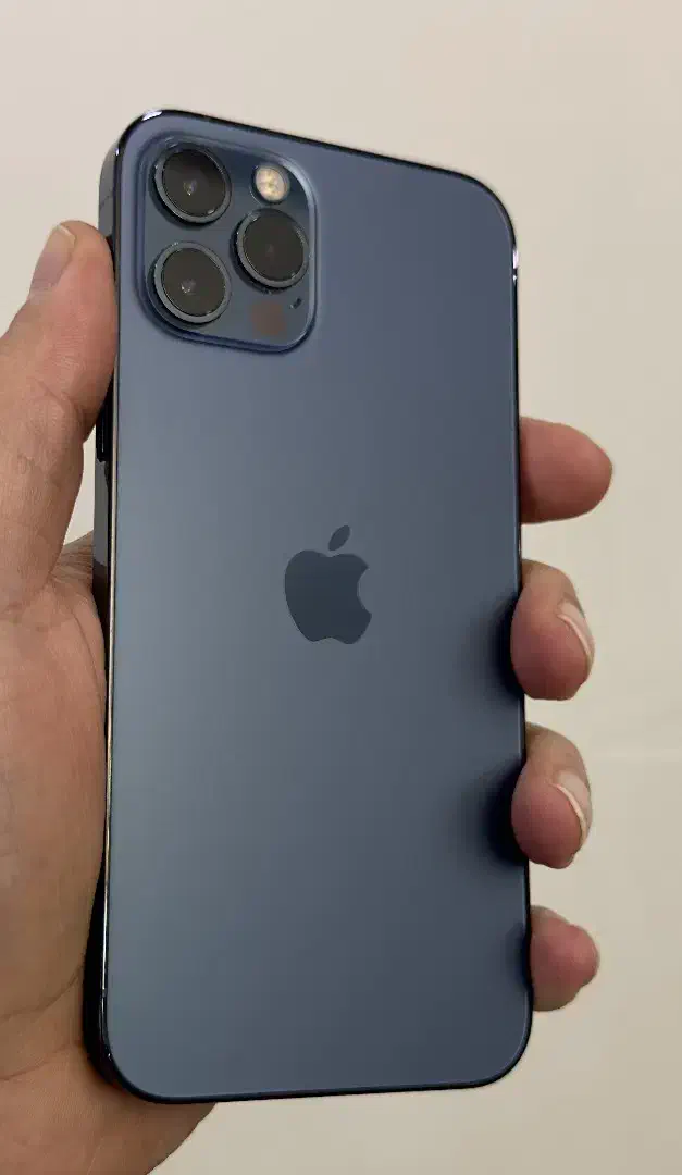 آیفون ۱۲ پرو ۲۵۶ گیگ دوسیم ZA/A فوق العاده تمیز|موبایل|رشت, معلم|دیوار